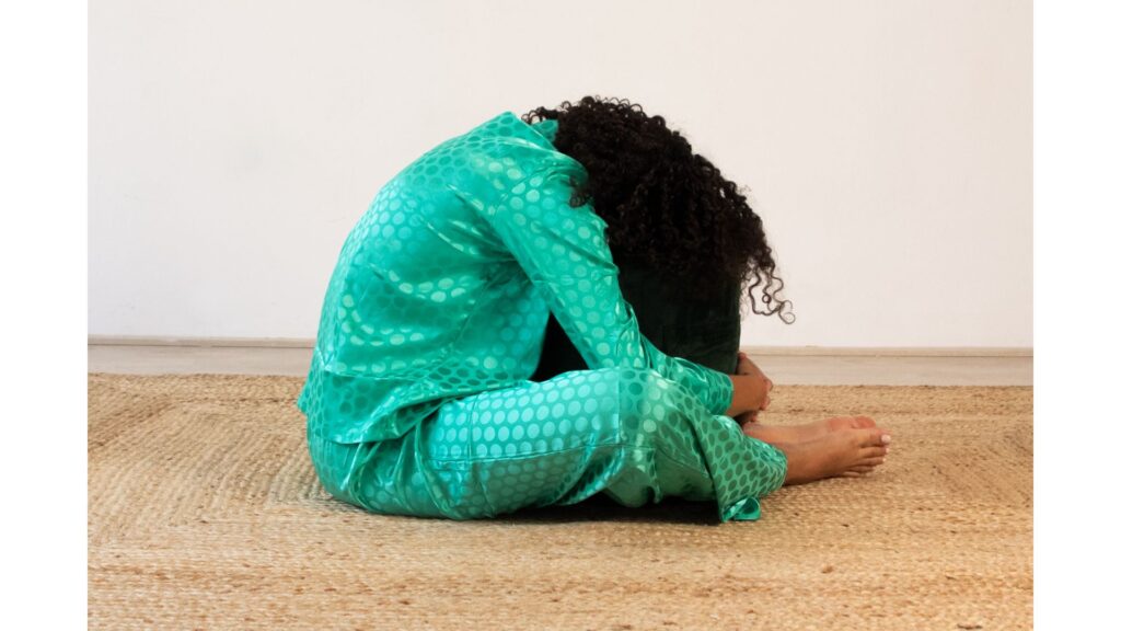 A girl wearing pjs, showing that EMDR and Hypnotherapy can help you process Trauma.